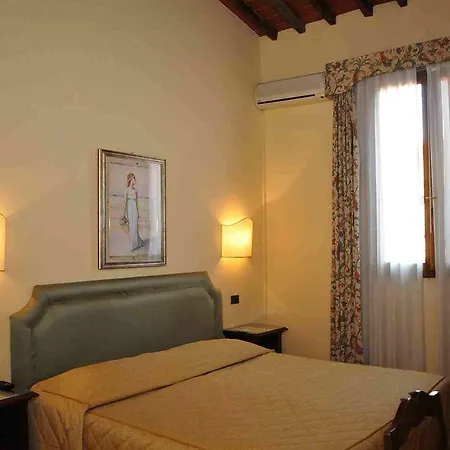 Hotell Relais Il Cestello 3*